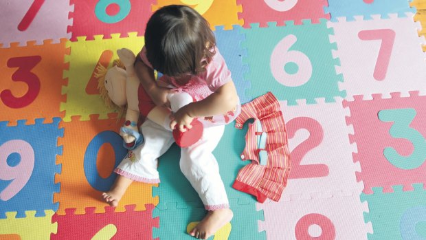 Researchers have found that children who are heavy users of childcare centres are more ready for school, but face social problems.
