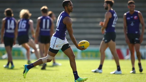 Shane Yarran is set to make his debut for the Dockers against the Gold Coast Suns.
