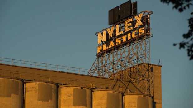 The Nylex sign and the silos are a landmark in Melbourne.