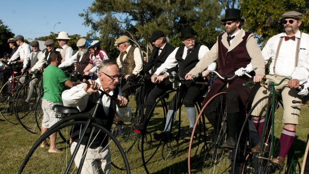 Penny-farthing enthusiasts show how it's done.