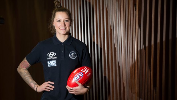 Melbourne are chasing Carlton's Bianca Jakobsson
