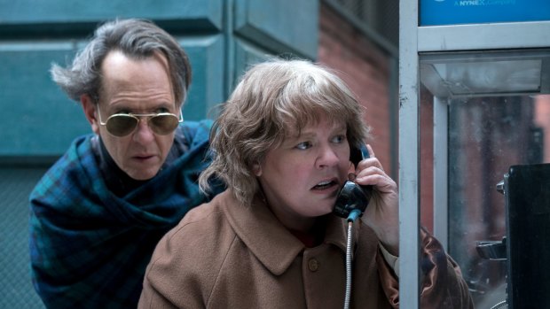 Richard E. Grant as Jack Hock and Melissa McCarthy as Lee Israel in <i>Can You Ever Forgive Me?</I> 