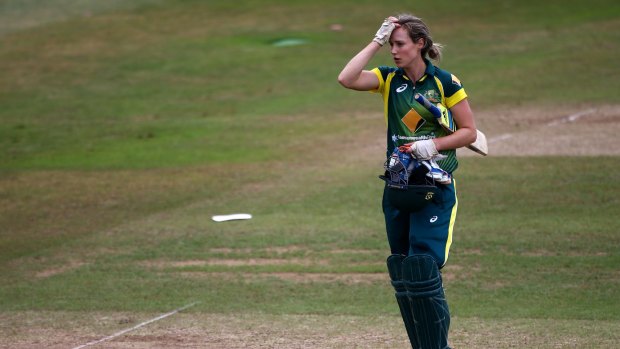 Ellyse Perry's sixth consecutive half-century doubles the previous record of three she broke last year.