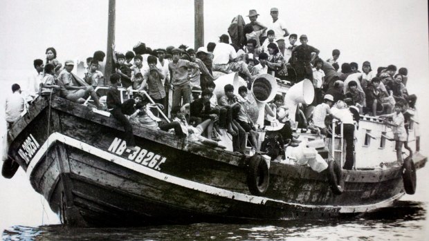 Vietnamese boat people arrive in Australia in the 1980s.