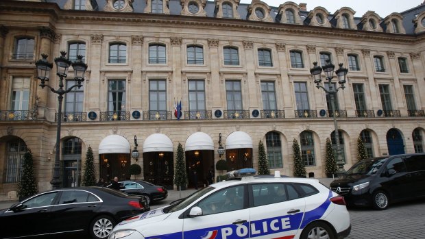 Paris police have recovered jewels stolen from the Ritz, but are still searching for two thieves.