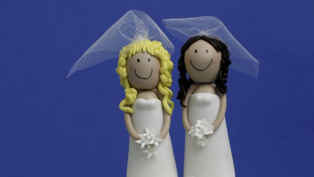 The Law Council of Australia says civil celebrants should be required to perform same-sex ceremonies.