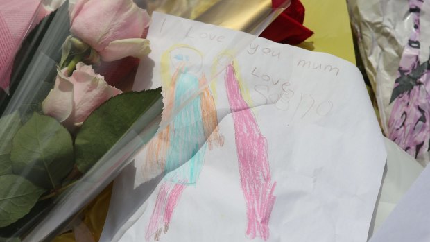 A note left by Katrina Dawson's child, which reads "I love you Mum. Love Sasha."
