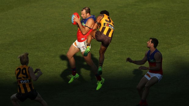 Hawthorn's Cyril Rioli will need to have a knee scan.