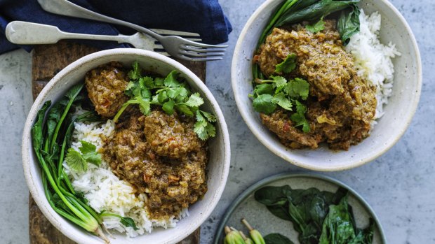 Simple spiced lamb curry.