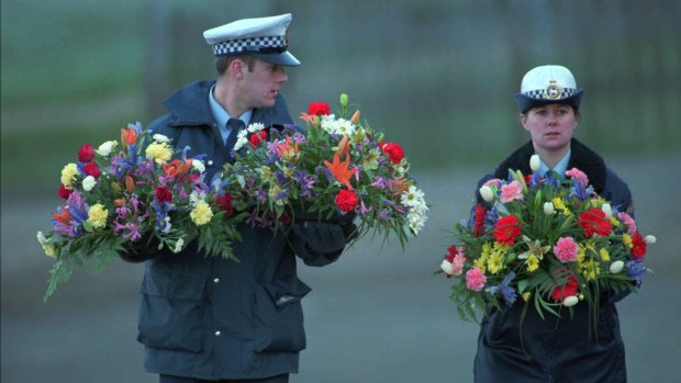 Police lay wreaths at the site of the Port Arthur massacre. 