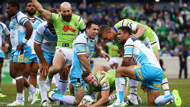 Canberra Raiders halfback Sam Williams scored a late try in Saturday's win over the Gold Coast, despite suffering a collapsed lung.