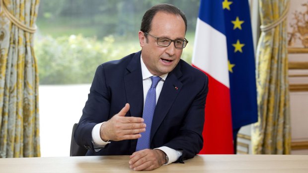 French President Francois Hollande said Europe had let its institutions become weaker and admitted the European Union's 28 members were "struggling to find common ground".