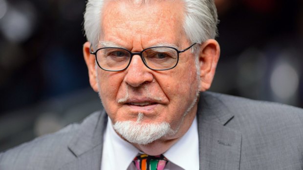 Bookmaker Paddy Power has vowed to destroy an ad which features disgraced Australian entertainer Rolf Harris.
