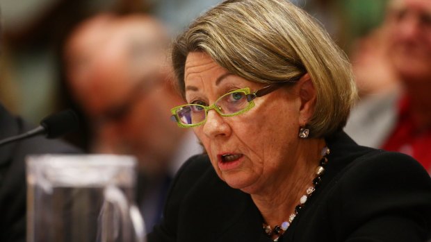 ICAC Commissioner Megan Latham has told a firey parliamentary inquiry she has 'absolute faith in the professionalism' of her staff members. 