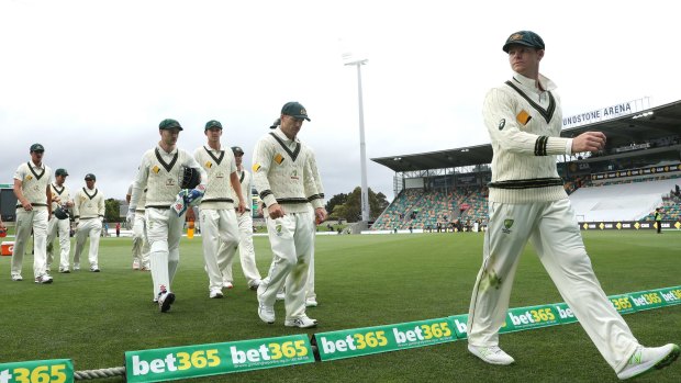 Nadir: The current Australian cricket team is lost in an embarrassing slump.