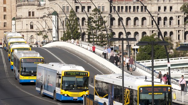 Translink data says Brisbane's buses do not meet on-time targets.