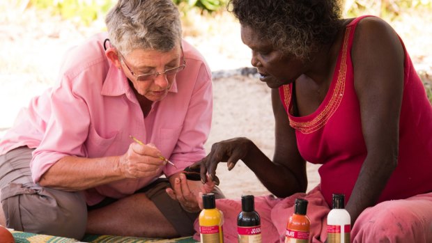 浸泡:Lirrwi旅游业。