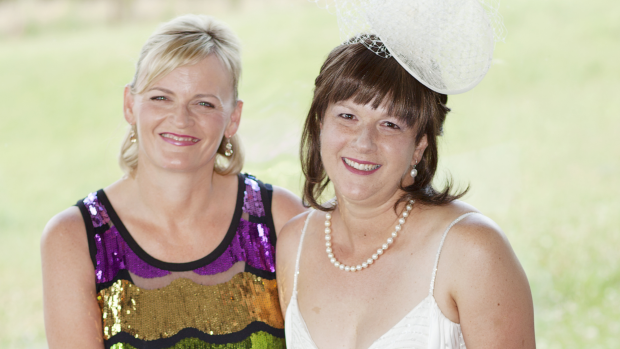 Melissa McGregor and her sister Karen Stonestreet on Karen's wedding day.
