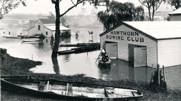 The 1923 flood hits Hawthorn.