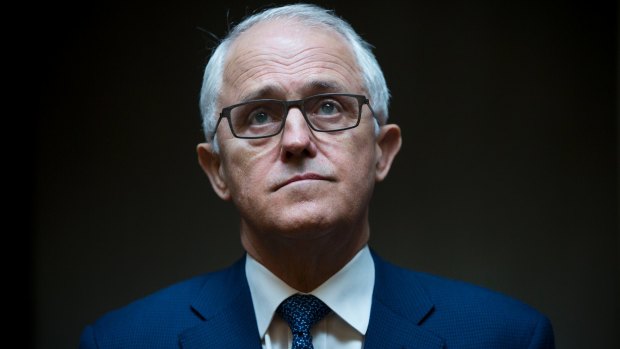 Malcolm Turnbull's government is facing a crisis at the Manus Island refugee detention centre.