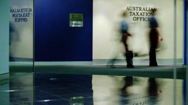 The Australian Taxation Office and the Department of Immigration and Border Protection have failed to meet deadlines to adopt IT security measures.