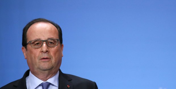 French President Francois Hollande confirmed MS804 had crashed.