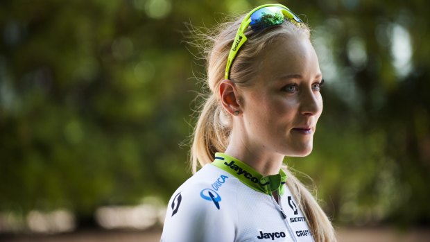 Canberra cyclist Gracie Elvin has labelled criticism of Orica-Scott unfair ahead of Australian National Road Race titles.  
