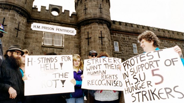 Support for hunger strikers in 1994.