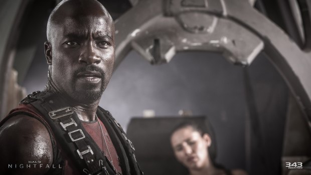 Mike Colter as Agent Locke in the series <i>Halo: Nightfall</i>, releasing on Xbox One as part of <i>Halo: The Master Chief Collection</i> this week.
