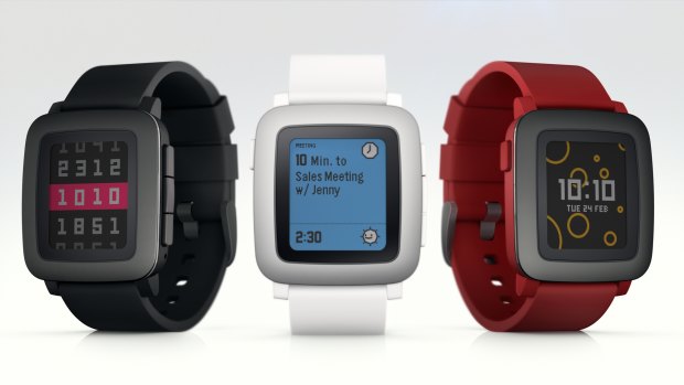 The facade of the Pebble Time is metal and glass, but the actual body is black, white or red plastic.  Those wanting a fully metal body will have to wait for the more expensive Pebble Time Steel later this year.
