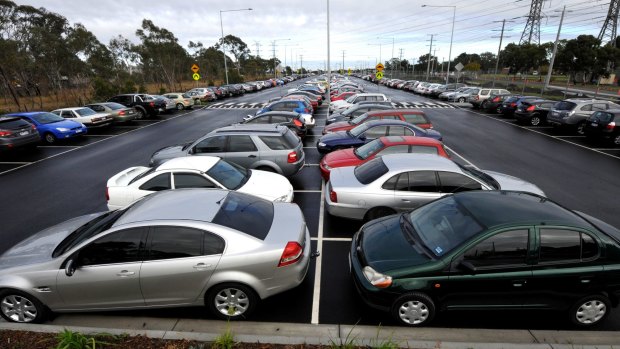 The full car park at South Morang railway station.