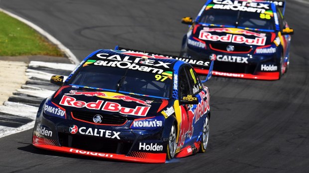 Shane Van Gisbergen leads Jamie Whincup during the  Auckland SuperSprint at Pukekohe.