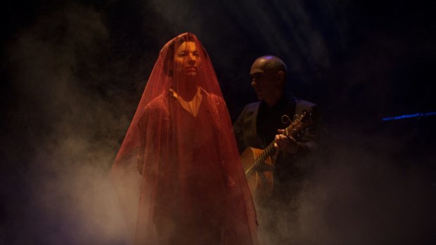 Camille O'Sullivan performs <i>The Statue of the Virgin at Granard Speaks</i> with Paul Kelly in Melbourne Festival show <i>Ancient Rain</i>.