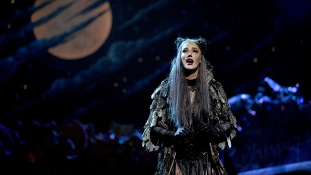 As Grizabella in Cats, Delta Goodrem nailed the climax of the musical's iconic song Memory. 