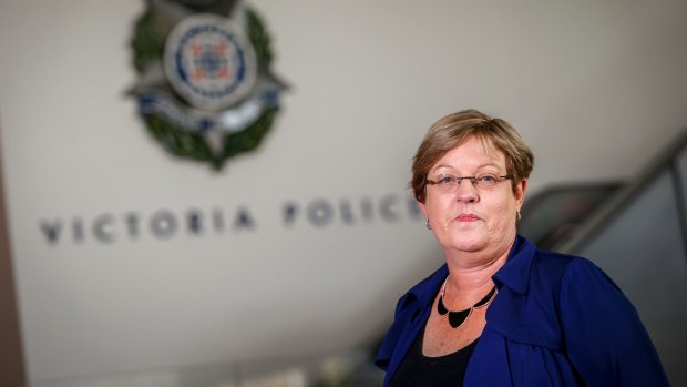 Acting Emergency Services Minister Lisa Neville has apologised to Peter Rau. 