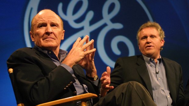 Jack Welch, left, while chief executive of General Electric in the 1990s, required 500 of his top managers to pair up with junior workers to learn how to use the internet. 