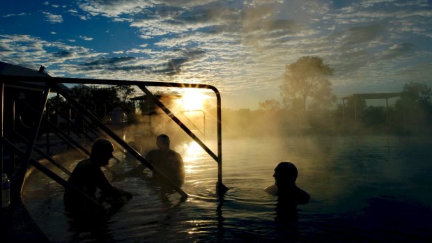 Lightning Ridge Bore Baths at sunrise. 