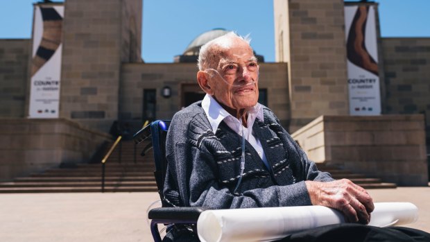 Ninety-nine-year-old Bob McJannett at the Australian War Memorial. He worked as a builder and contributed to the building which was opened in 1941.