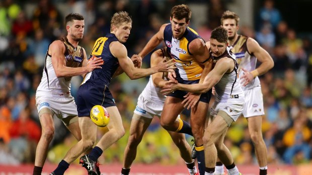West Coast's top-two spot is now under threat after tthe Eagles let a last-quarter lead slip to the powerful Hawks in the rain at Domain Stadium.

