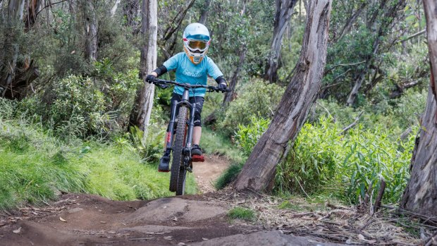 The MTB Fundamentals clinic arms beginners with the basics of mountain biking.