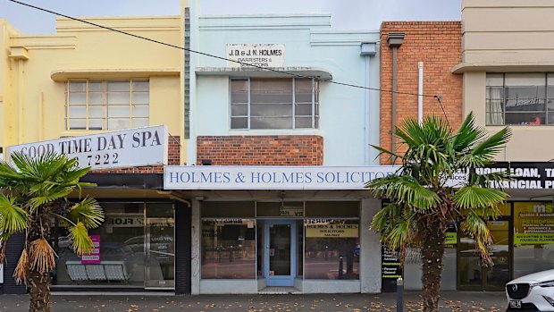 Seven bidders vied for the freehold shop on 13 Station Street, Oakleigh, with about 200 people attending the auction.