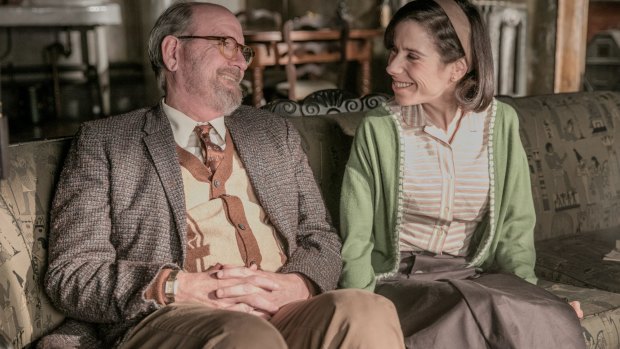 Richard Jenkins as Giles and Sally Hawkins as Elisa in <i>The Shape of Water</i>.