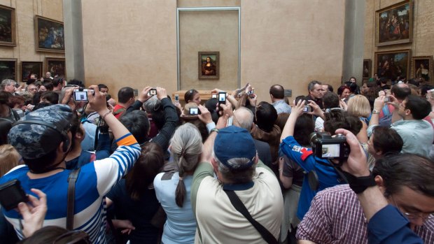 Just a regular day in the Salle de Estat at the Louvre.