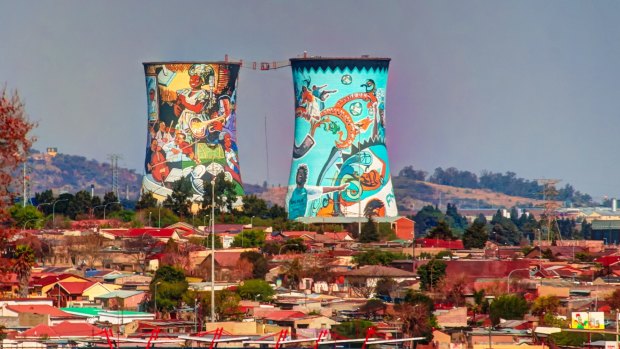 Patrons can enjoy tunes and delicious barbecue at Chaf-Pozi, at the base of Soweto Towers, the mural-covered converted power station.