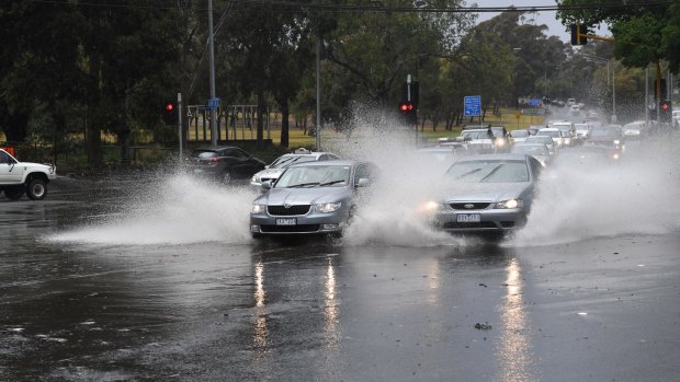 Heavy rain is forecast to arrive in Melbourne by Friday.