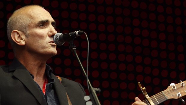 Singer-songwriter Paul Kelly to perform at 2016-17 Woodford Festival.