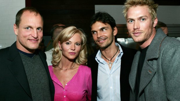 Woody Harrelson, Pure Food and Wine chef Sarma Melngailis, Pure Food and Wine chef Matthew Kenney and actor Jason Lewis in 2004. 