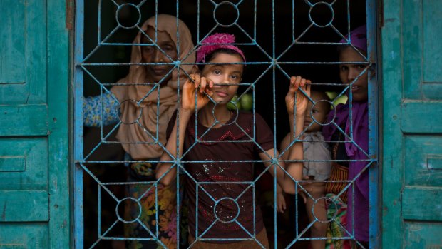 Newly arrived Rohingya Muslims find a shelter in Bangladesh.