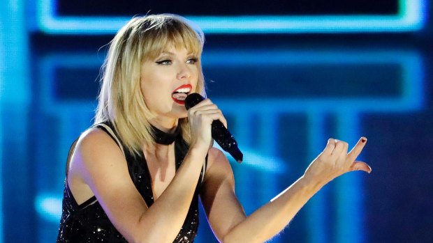 Taylor Swift claims Colorado radio host David Mueller groped her in June 2013.