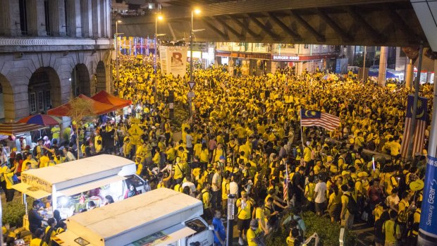 Bersih protesters in Kuala Lumpur in August; demanding an end to corruption in Malaysian politics. 